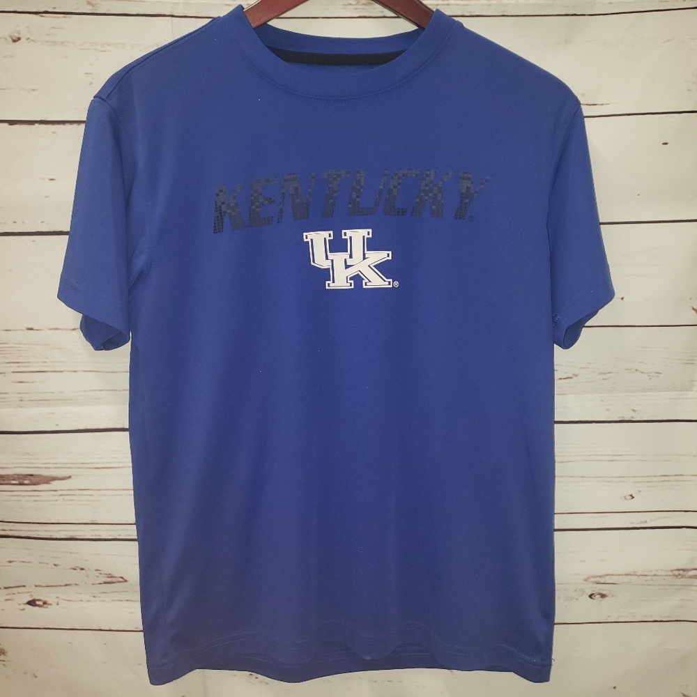 Kentucky Wildcats athletic T shirt